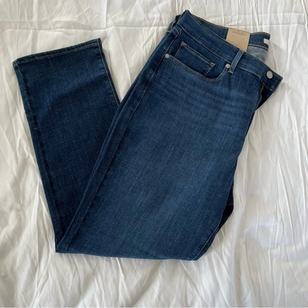 Levi's Straight Blue Jeans - Picture 1 of 5